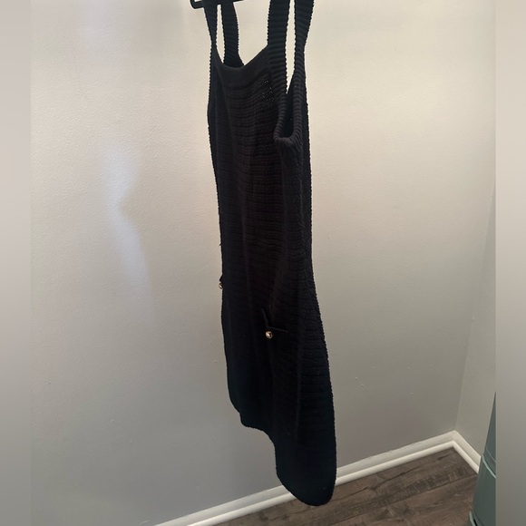 Dress - Picture 1 of 7